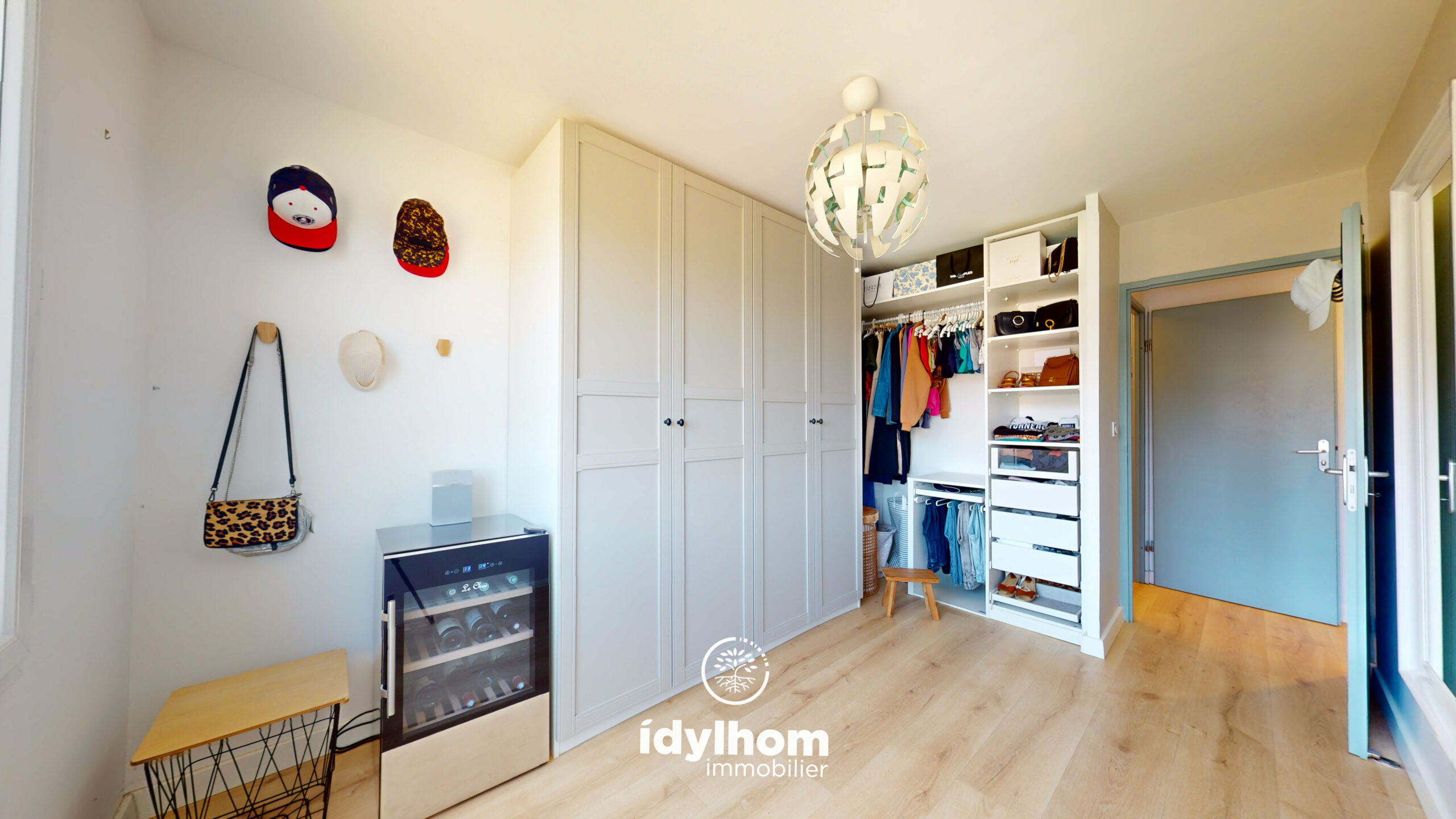 ARMONIA : Bel appartement T3 rénové en dernier étage avec 2 places de parking à Toulouse – Purpan