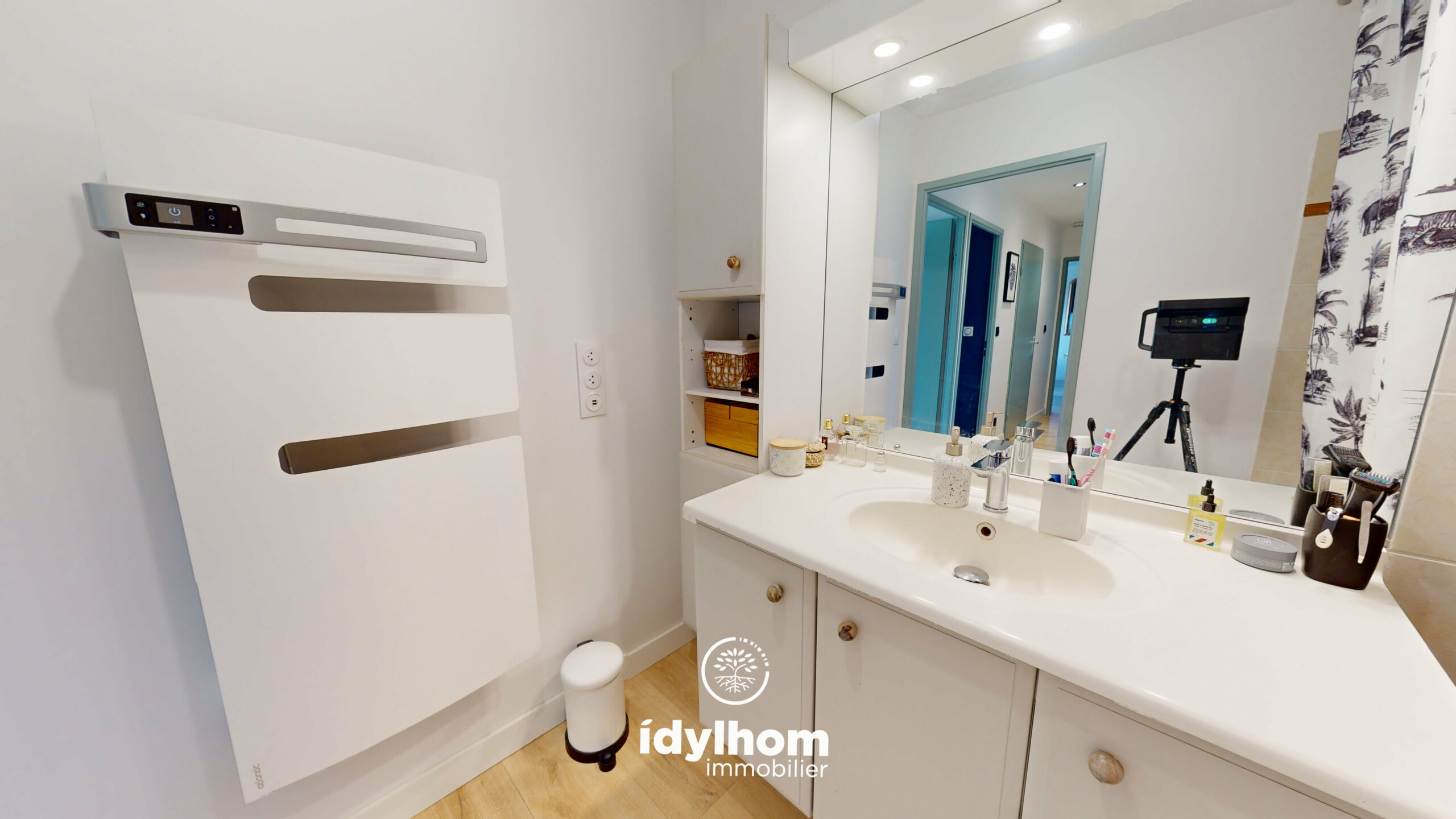 ARMONIA : Bel appartement T3 rénové en dernier étage avec 2 places de parking à Toulouse – Purpan