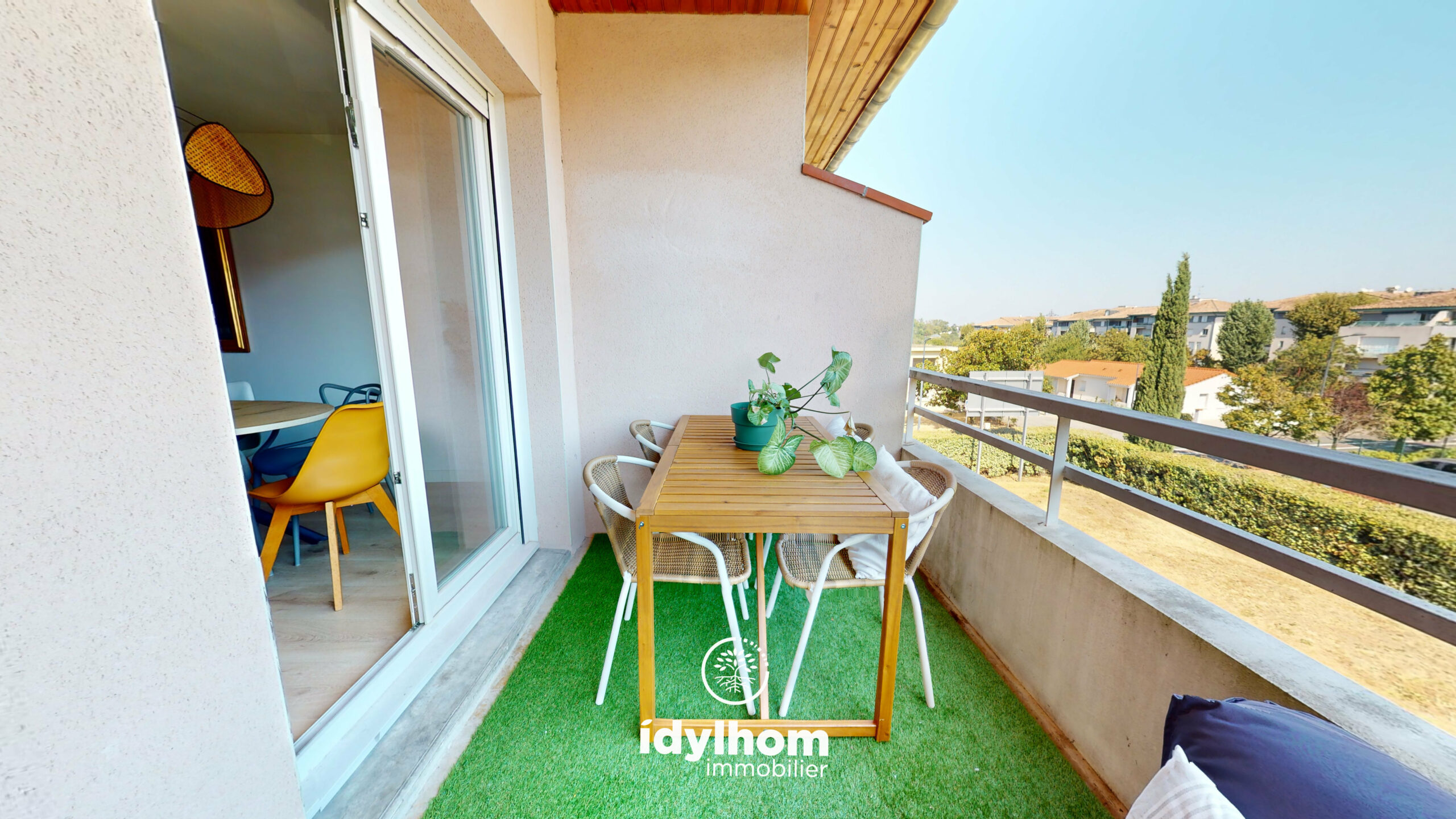 ARMONIA : Bel appartement T3 rénové en dernier étage avec 2 places de parking à Toulouse – Purpan