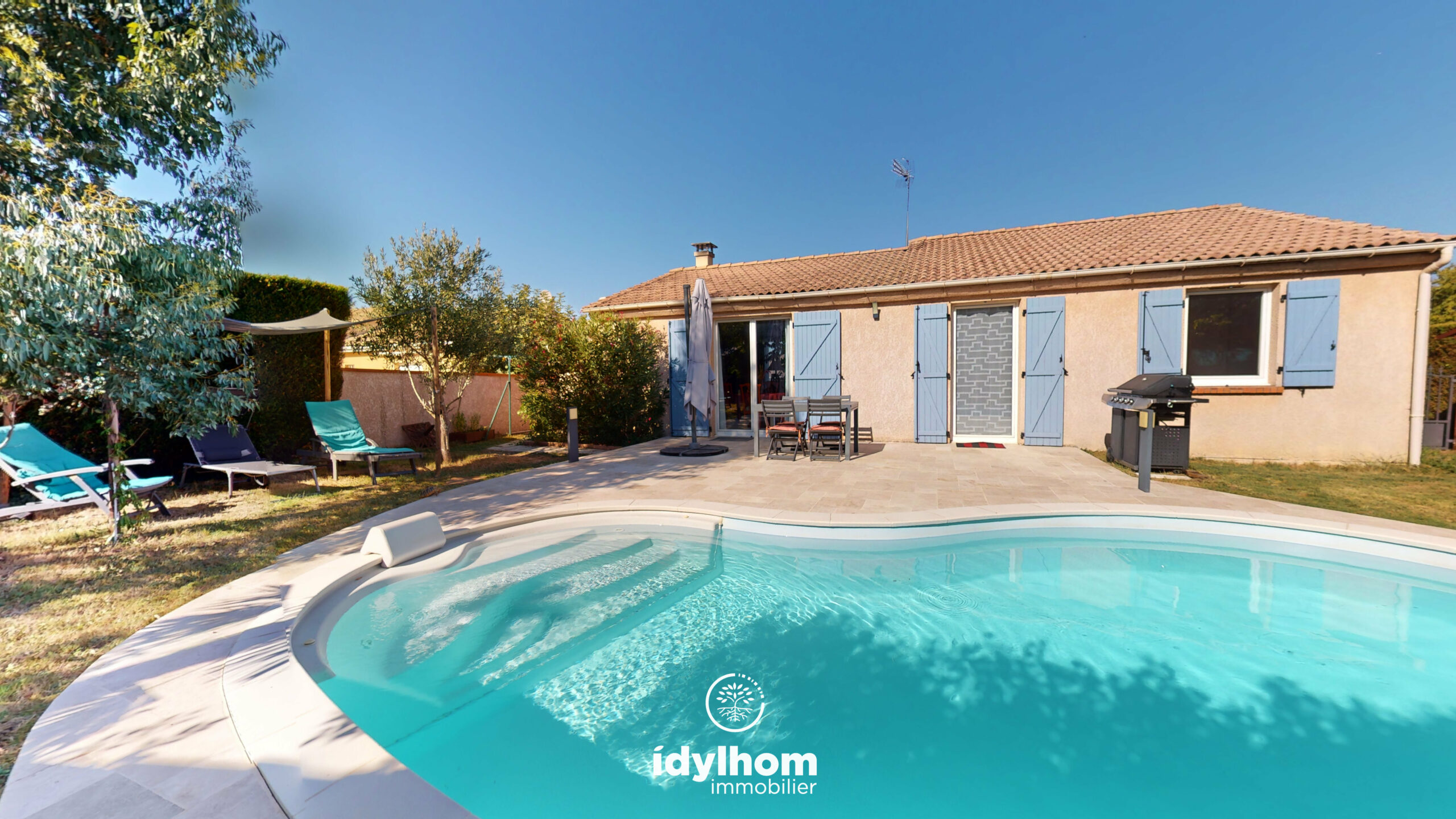 FIDJI : Maison de plain-pied avec 3 chambres, garage et piscine, à Montastruc-la-Conseillère