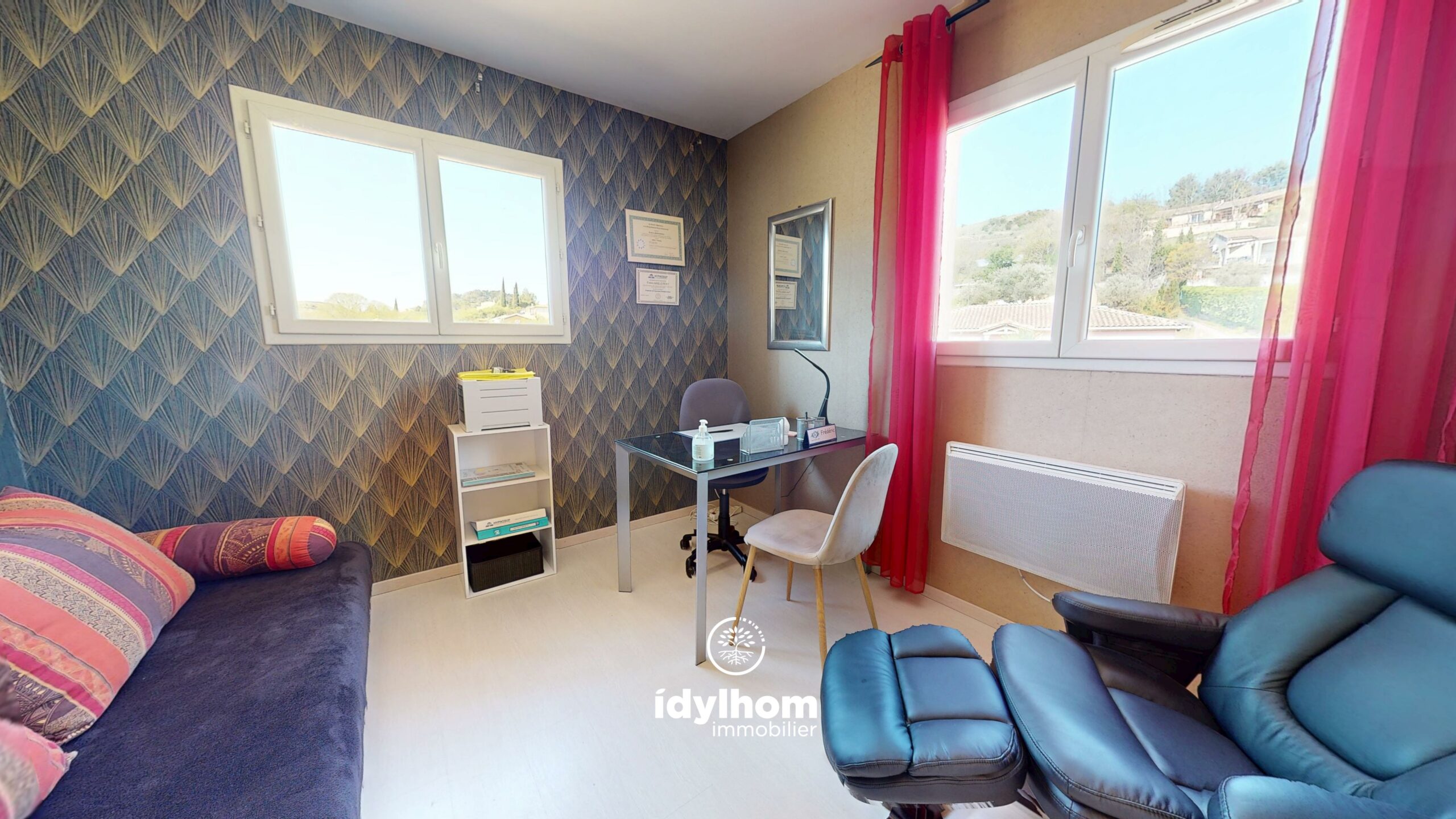 ROCAPALMA : Maison T6 de 170 m2 avec piscine et garage à Villeneuve-la-Comptal