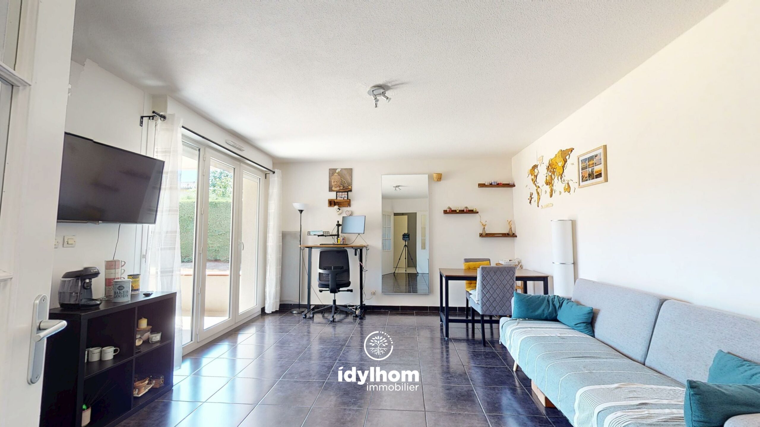 KAORA -Appartement T3 lumineux avec terrasse, double parking & 2 piscines