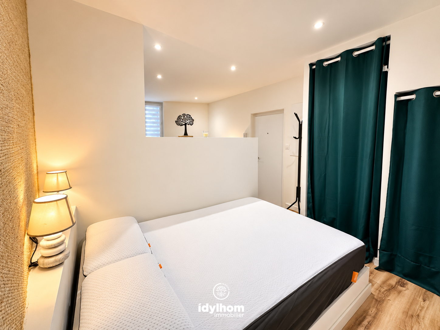 JEAN : Studio rénové de 23,60 m2 à Toulouse, Av. Jean Rieux