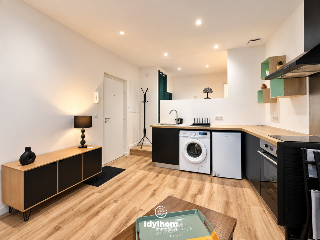 JEAN : Studio rénové de 23,60 m2 à Toulouse, Av. Jean Rieux